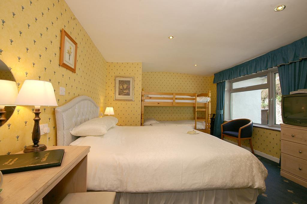 Fieldhead Hotel & Horizons Restaurant 索尔塔什 客房 照片